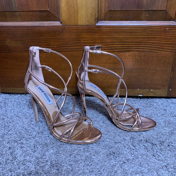 Rose gold Steve Madden heels - Picture 2 of 2